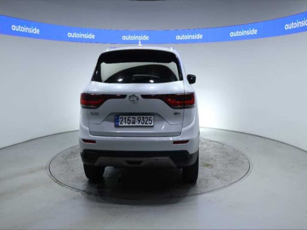 SAMSUNG QM6 - Vista 4