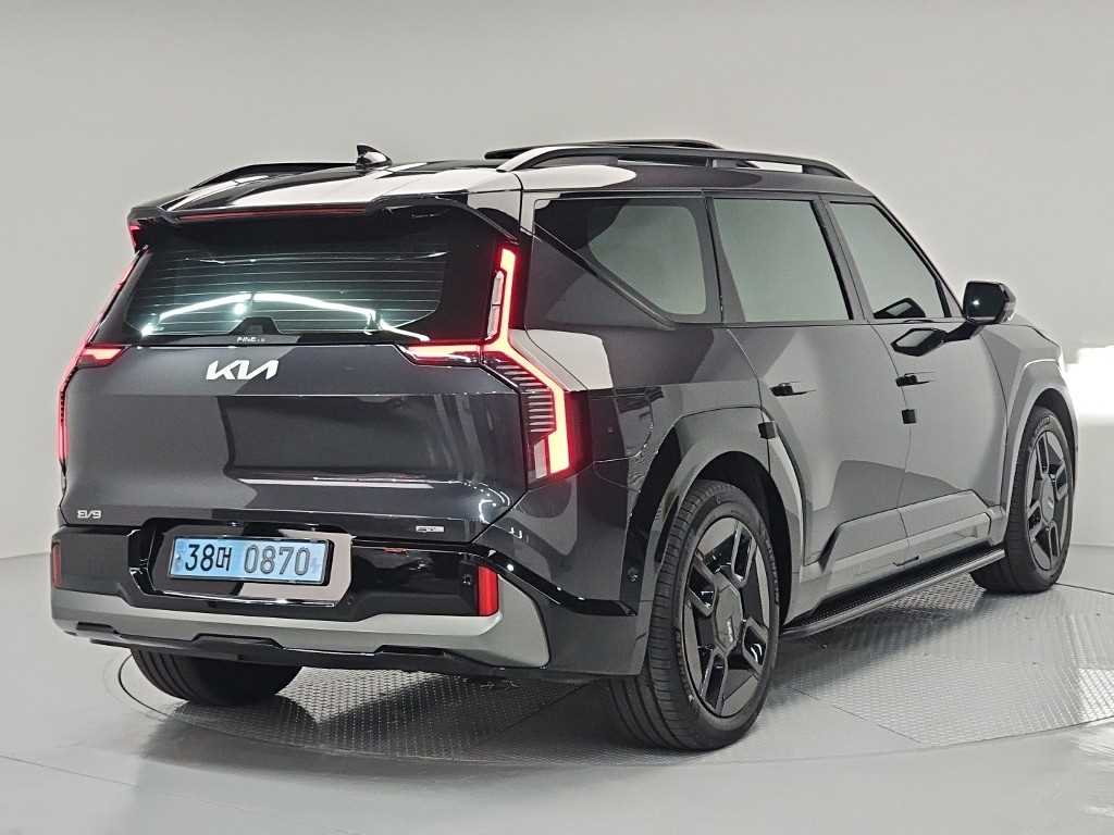 KIA EV9 - Vista 4