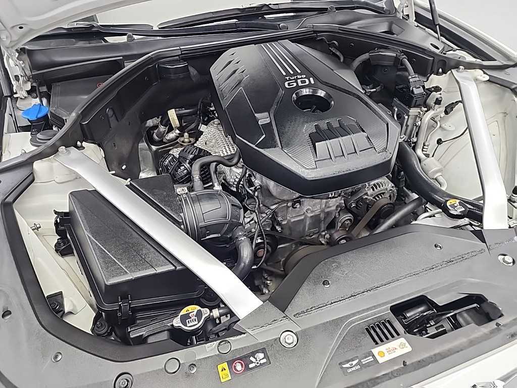 Genesis G70 - Vista 5