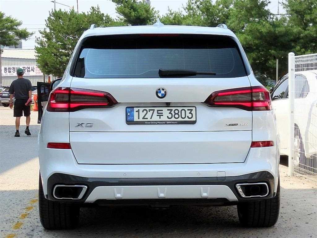 BMW X5 - Vista 4