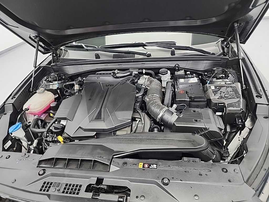 KIA K8 - Vista 5
