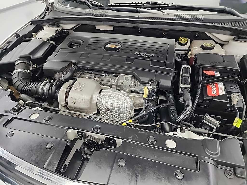 Chevrolet Cruise - Vista 5