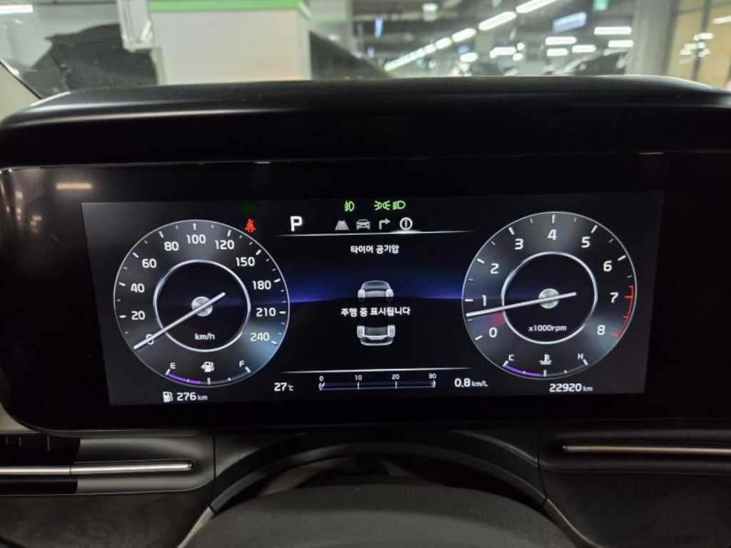 KIA Carnival - Vista 4