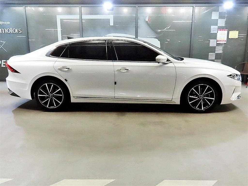 HYUNDAI Grandeur - Vista 4