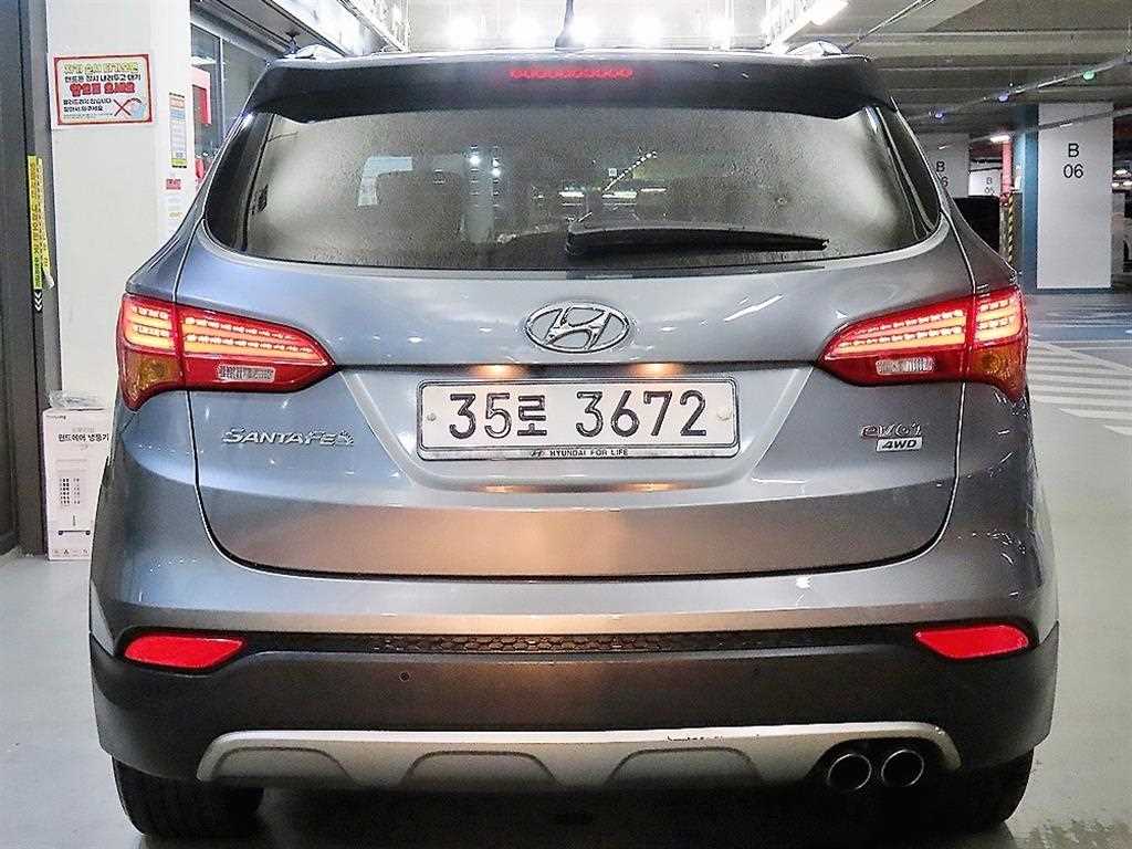 HYUNDAI Santa Fe - Vista 5