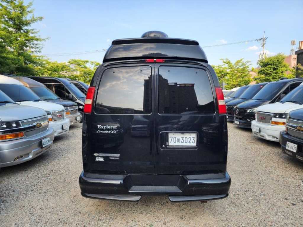 Chevrolet Express van - Vista 5