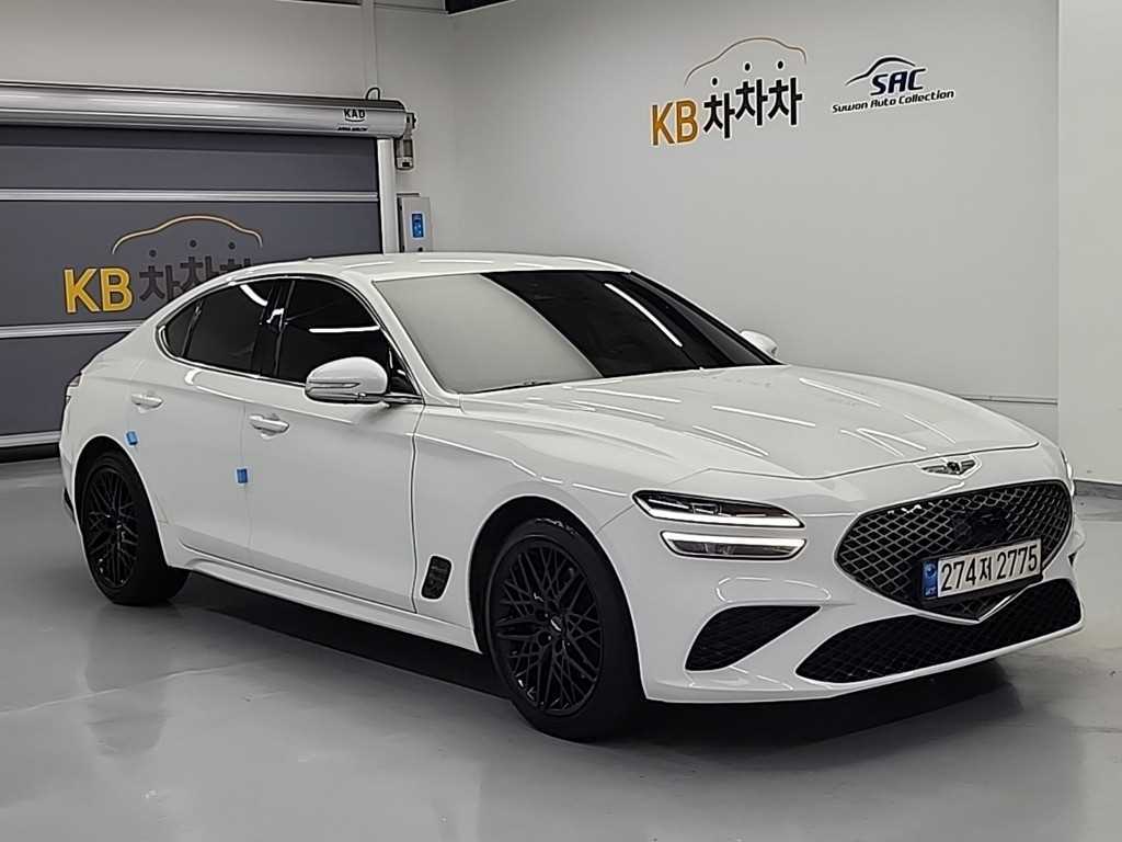 Genesis G70 - Vista 4