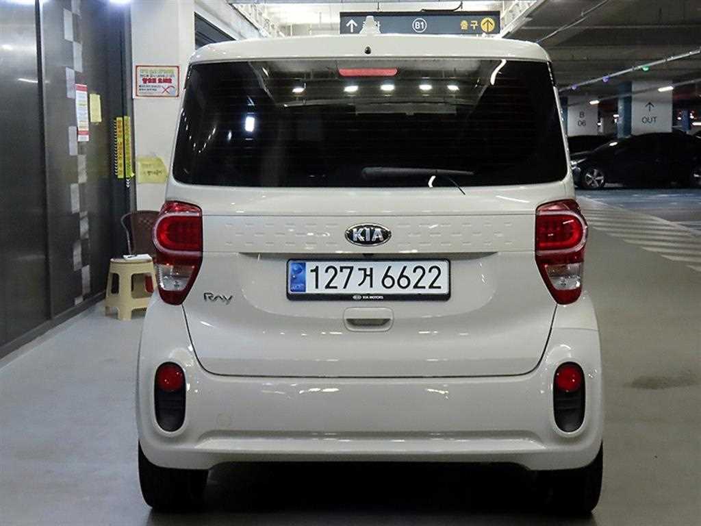 KIA Ray - Vista 5