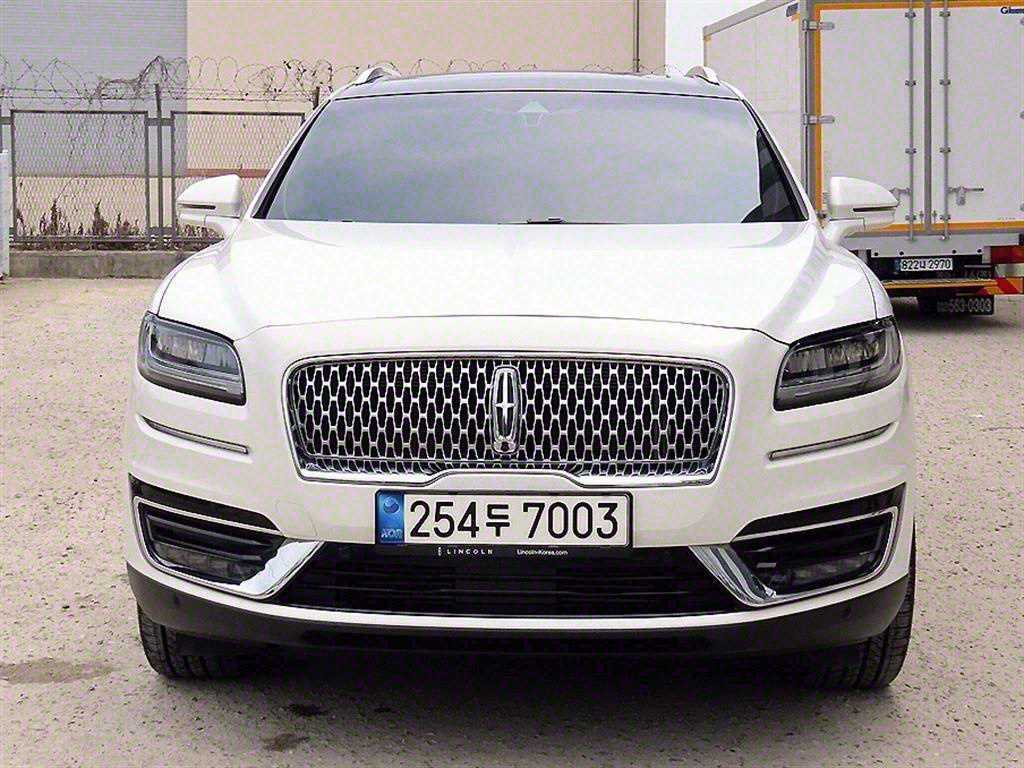 노틸러스 2.7 202 AWD 2020년식