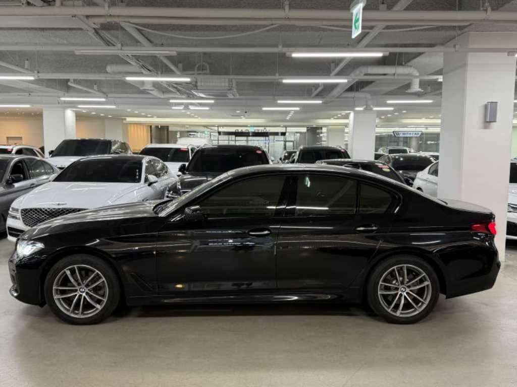 BMW 5 Series - Vista 5