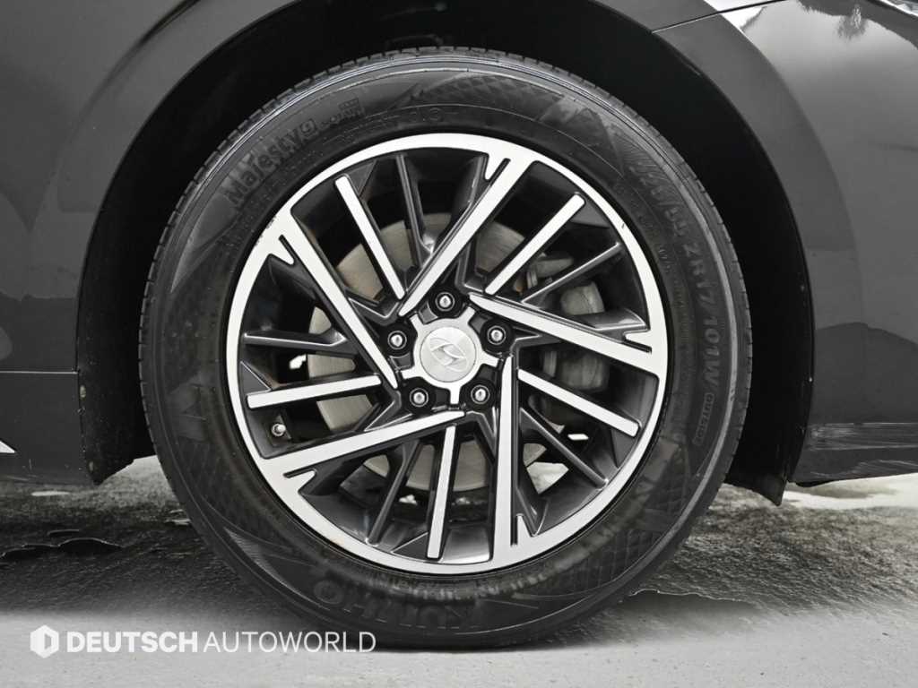 HYUNDAI Grandeur - Vista 5