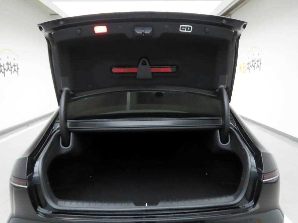 HYUNDAI Grandeur - Vista 5
