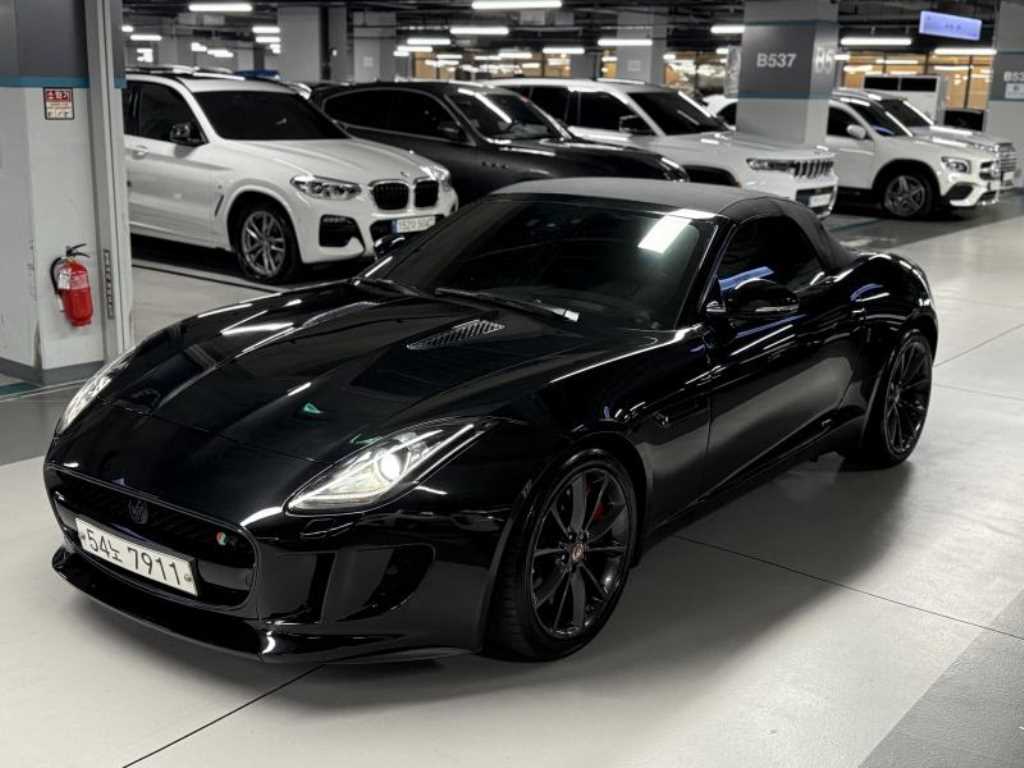 Jaguar F-TYPE - Vista 4