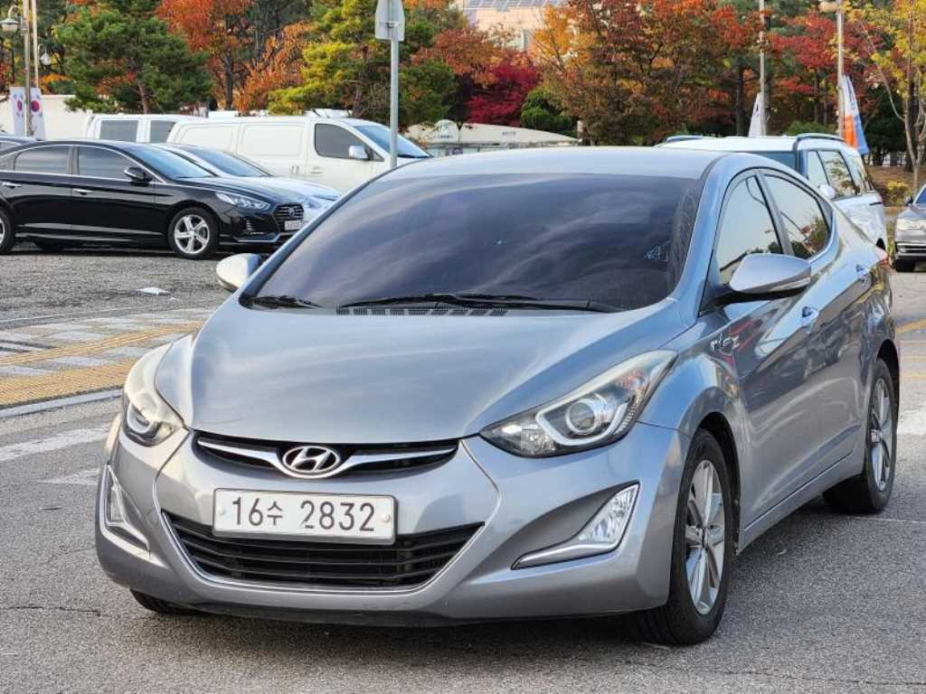 더 뉴 아반떼 1.6 GDI 스마트 기본형 2014년식