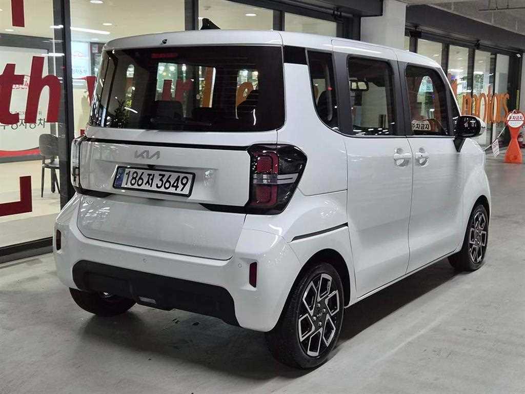 KIA Ray - Vista 4