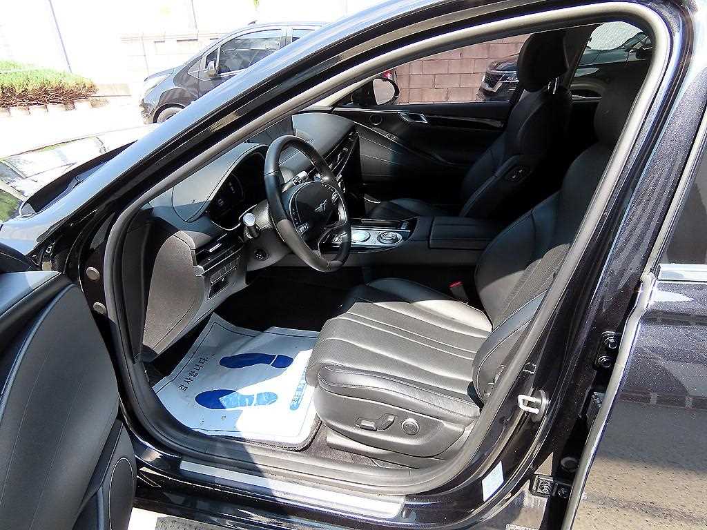 Genesis G80 - Vista 5