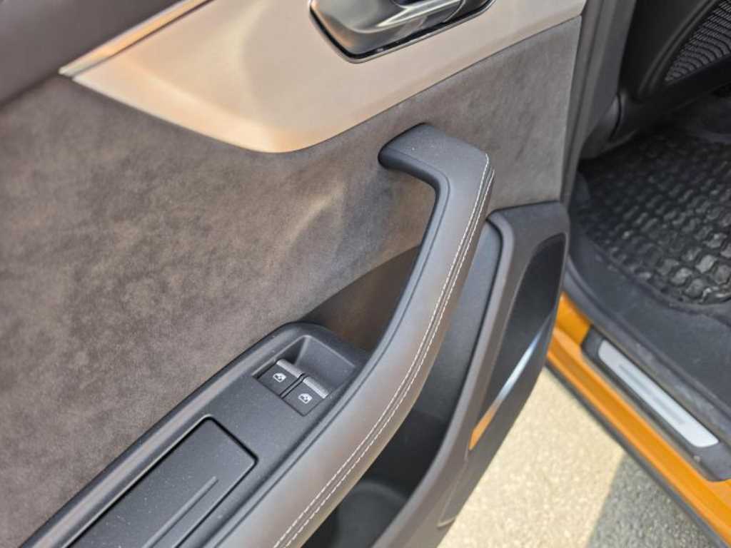 Audi Q8 - Vista 5