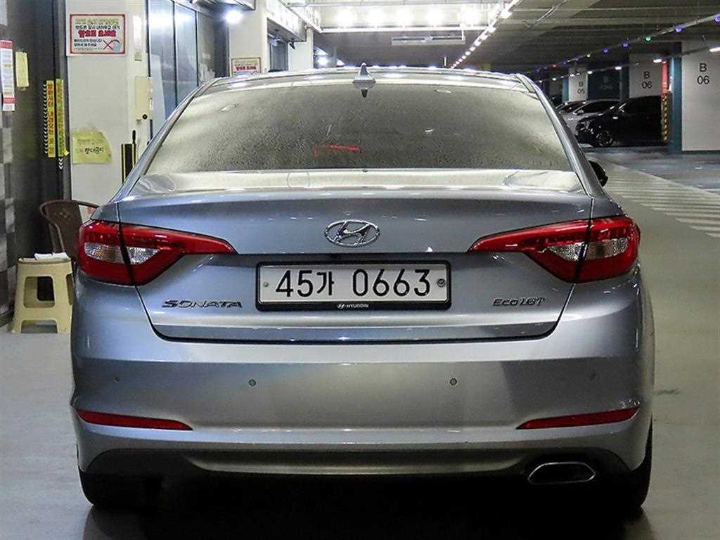 HYUNDAI Sonata - Vista 5