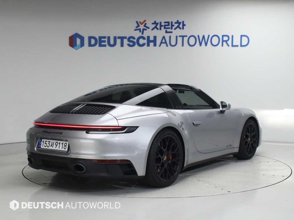 포르쉐 911 타르가 4 GTS 기본형 사진 2/20