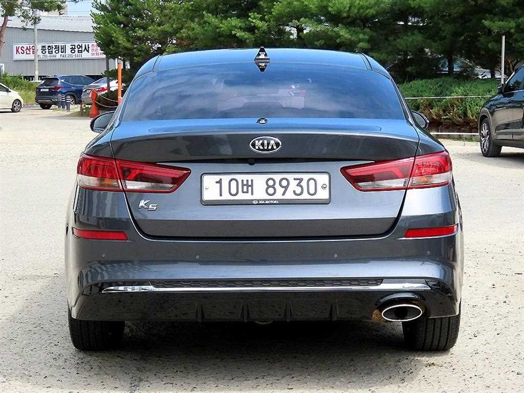 KIA K5 - Vista 4