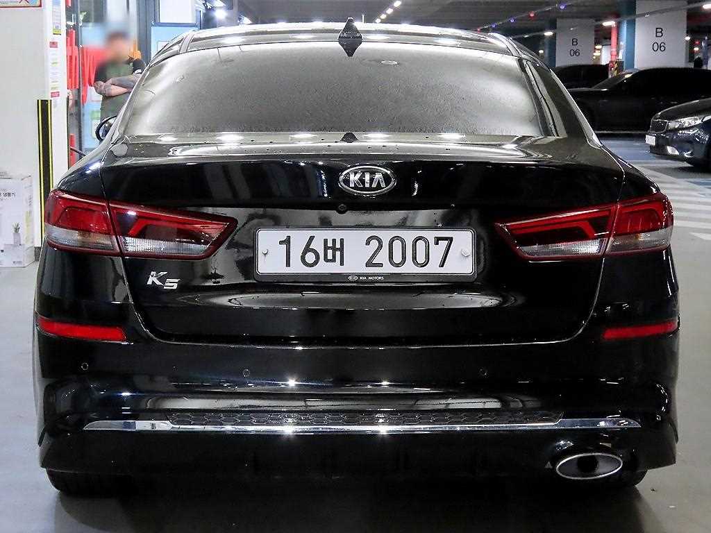 KIA K5 - Vista 5