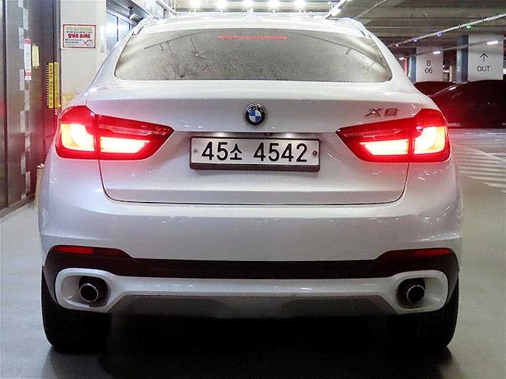 BMW X6 - Vista 5