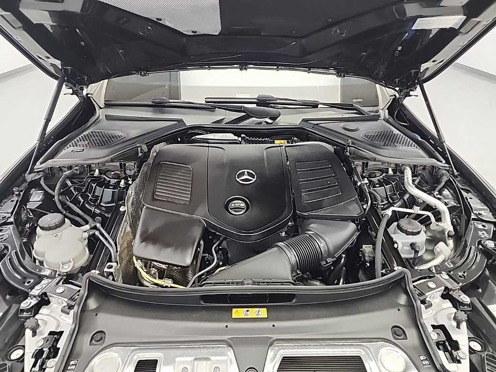 Mercedes Benz E class - Vista 5