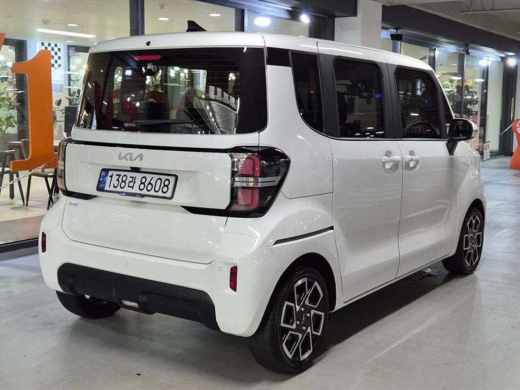 KIA Ray - Vista 4