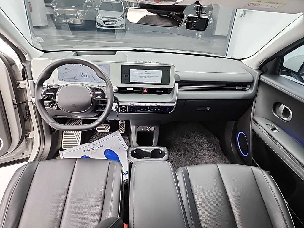 HYUNDAI Ioniq 5 - Vista 5