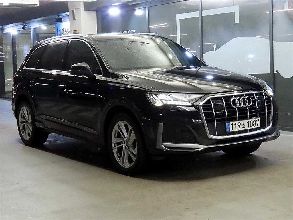 Q7 (4M) 45 TDI 콰트로 프리미엄 2021년식