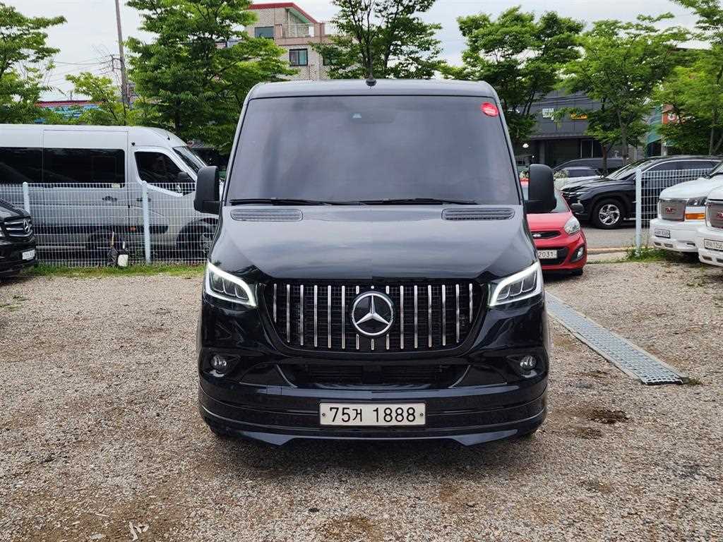 벤츠 스프린터 319 CDi 유로스타 VIP 사진 2/20