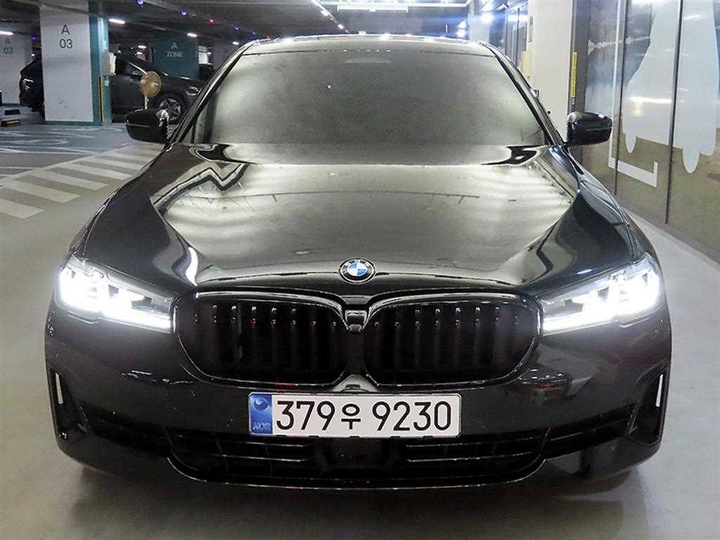 BMW 5시리즈 520i 럭셔리 사진 2/20