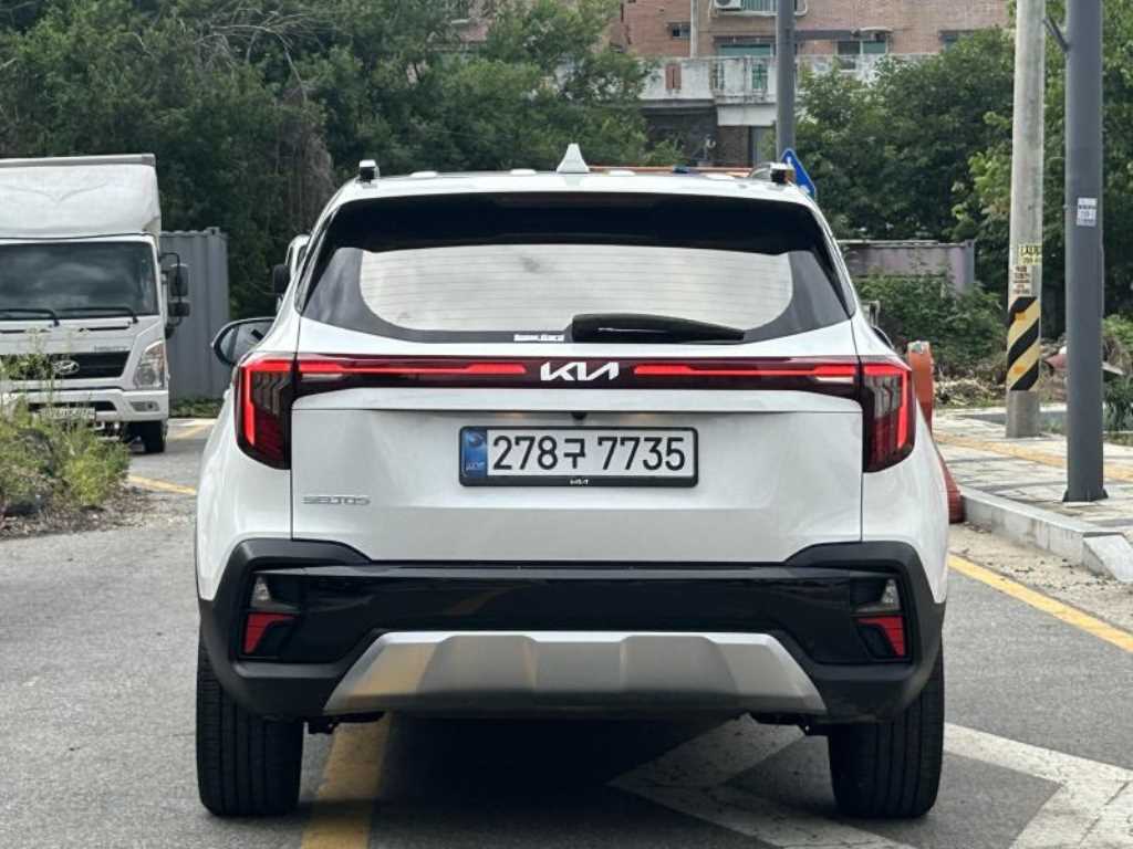 KIA Seltos - Vista 4