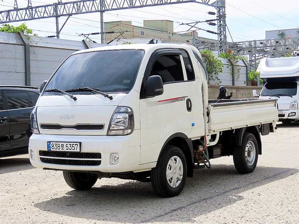 기아 봉고3 카고 킹캡/장축/4WD GLS 사진 2/20