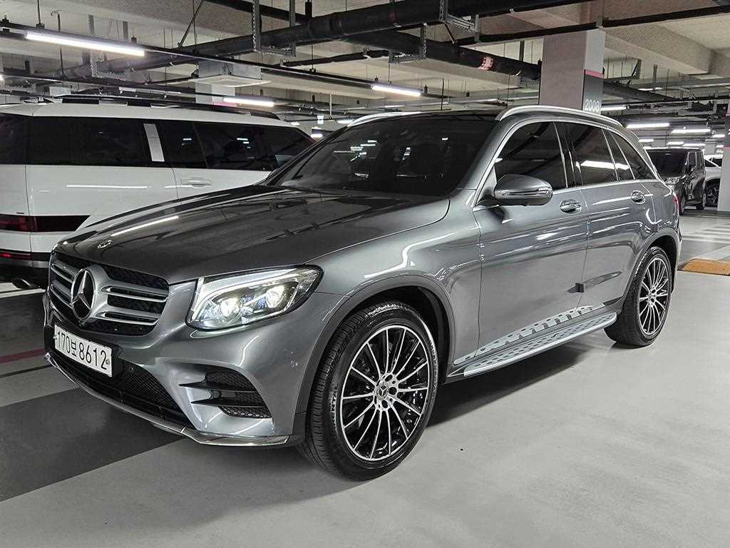 벤츠 GLC 클래스 GLC 300 4MATIC AMG LINE 사진 2/20