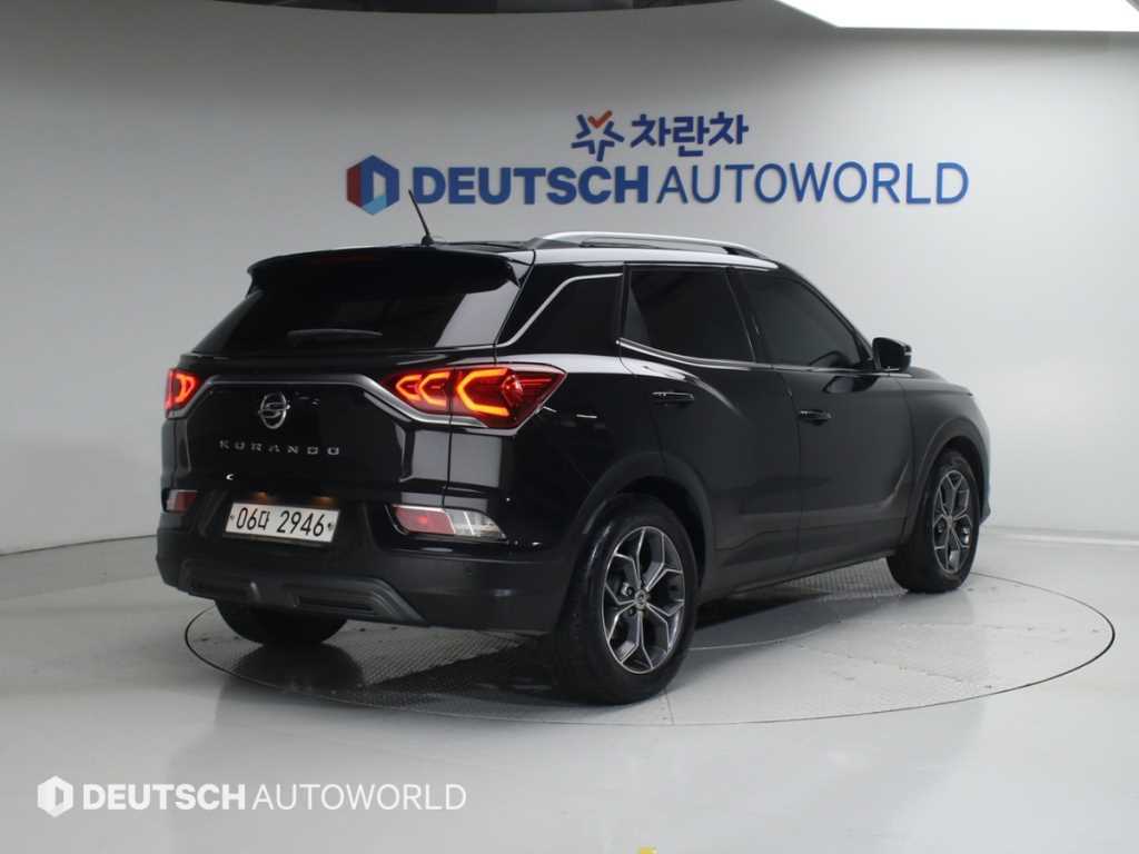 KGM 코란도 2WD 디젤 1.6 딜라이트 플러스 사진 2/20