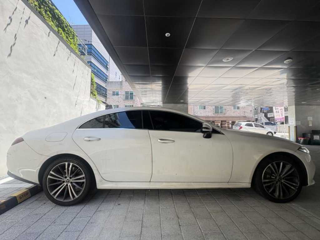 Mercedes-Benz CLS-Class CLS400d 4MATIC 8