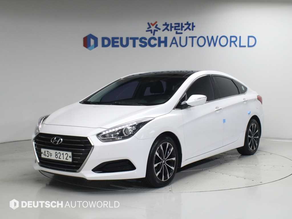 더뉴i40Saloon 1.7 VGT PYL 2016년식