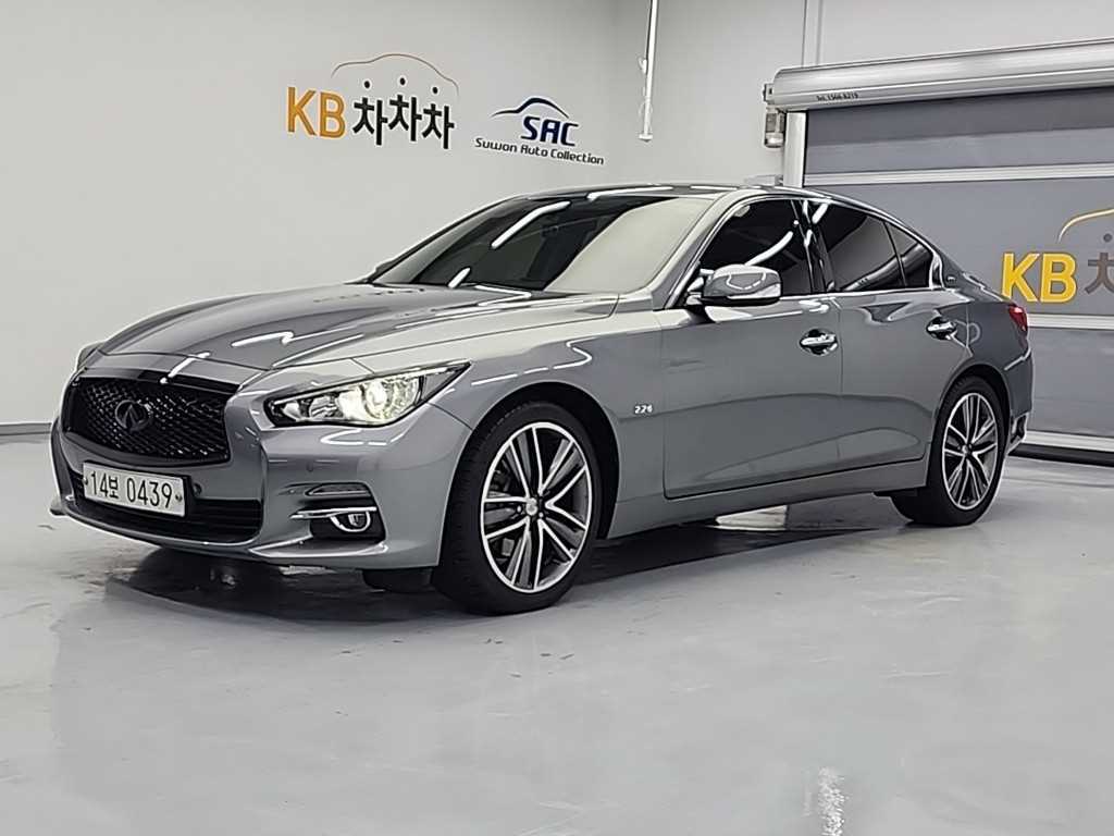 Q50 2.2D 프리미엄 2016년식
