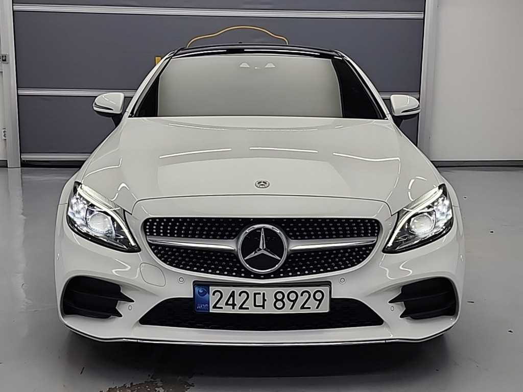 벤츠 C 클래스 C200 쿠페 사진 2/18