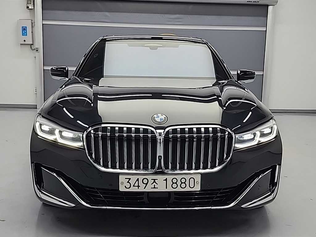 BMW 7시리즈 M760Li xDrive 엑설런스 사진 2/18