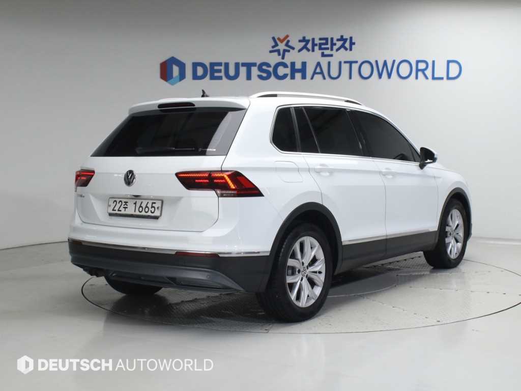 폭스바겐 티구안 2.0 TDI 프리미엄 사진 2/20