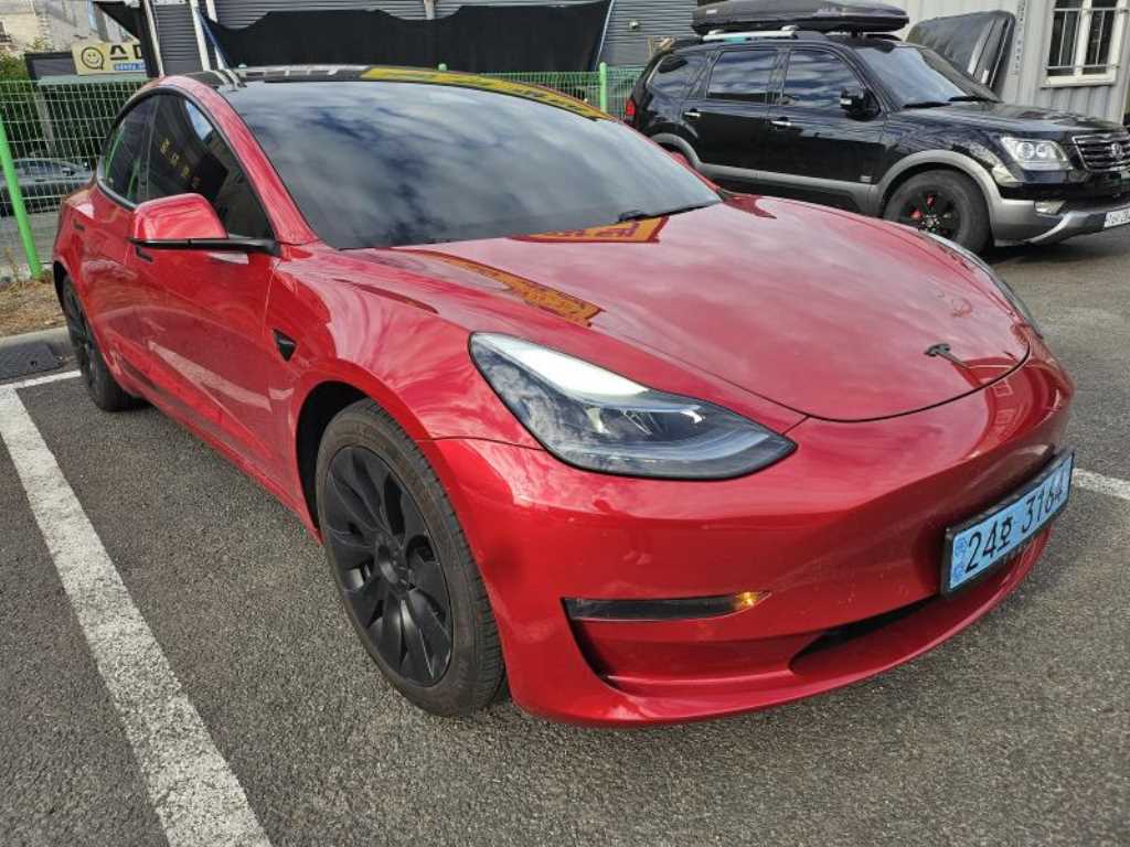 Tesla Model 3 Long Range