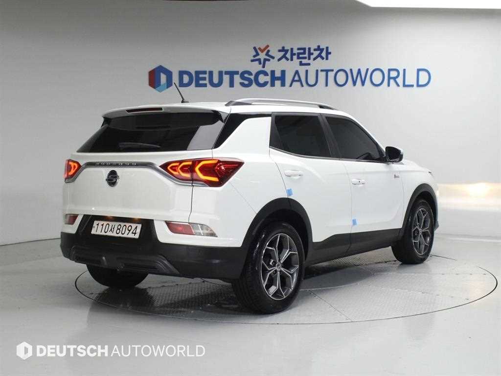 KGM 코란도 2WD 가솔린 1.5 C5 사진 2/20