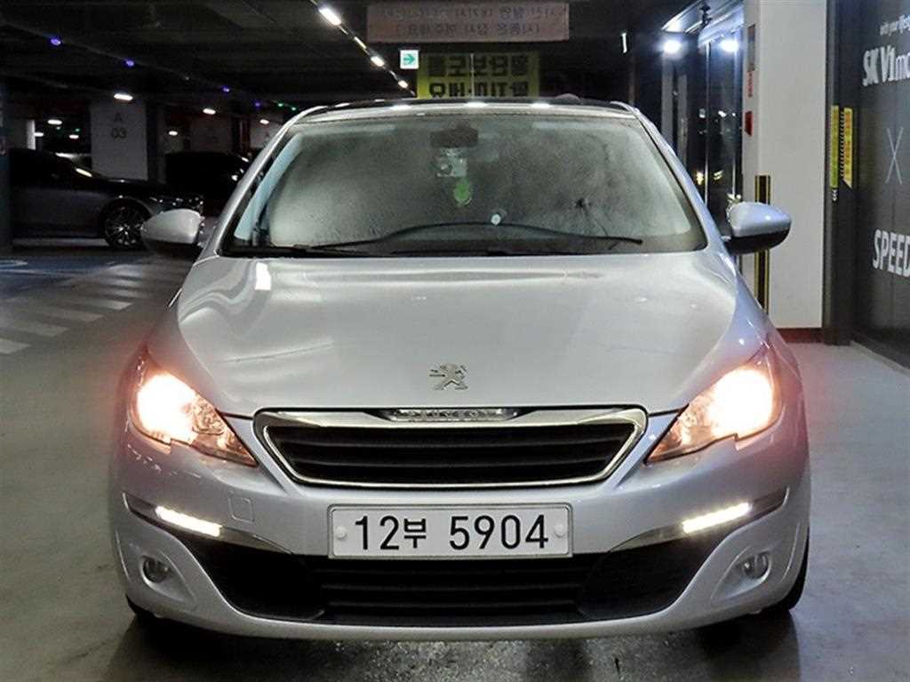 푸조 308 2.0 BlueHDi 악티브 사진 2/19