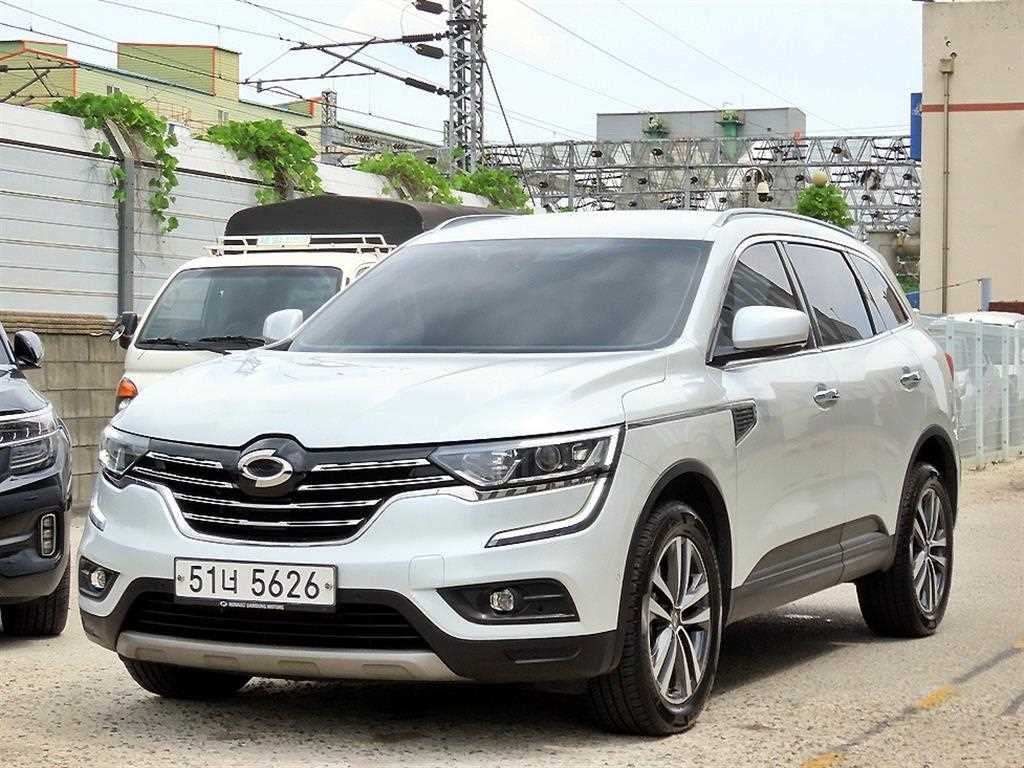 르노코리아 QM6 디젤 4WD RE 사진 2/20