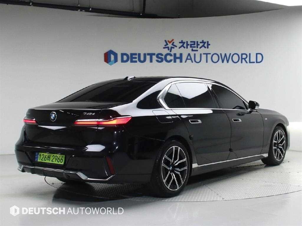 BMW 7시리즈 740d xDrive M 스포츠 사진 2/20
