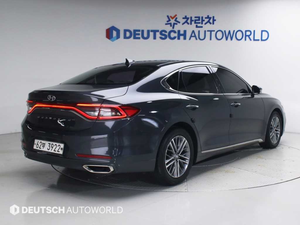 현대 그랜저 2.4 GDI 프리미엄 사진 2/20