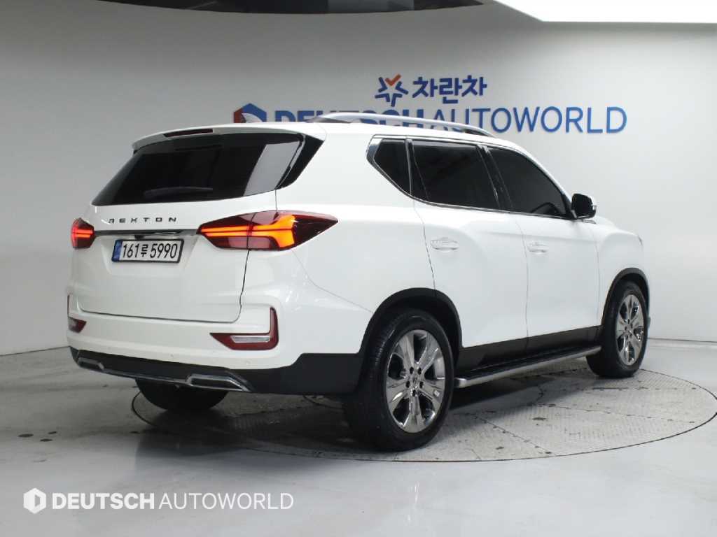 KGM 렉스턴 디젤 2.2 4WD 프레스티지 사진 2/20