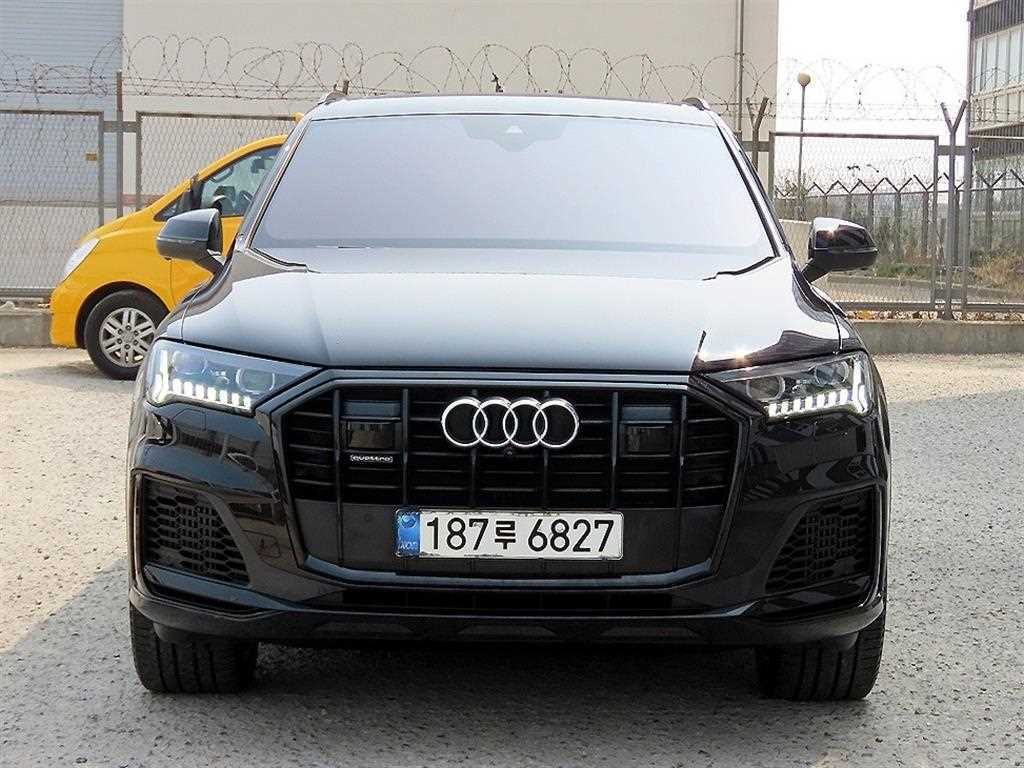 Q7 (4M) 55 TFSI 콰트로 프리미엄 2021년식